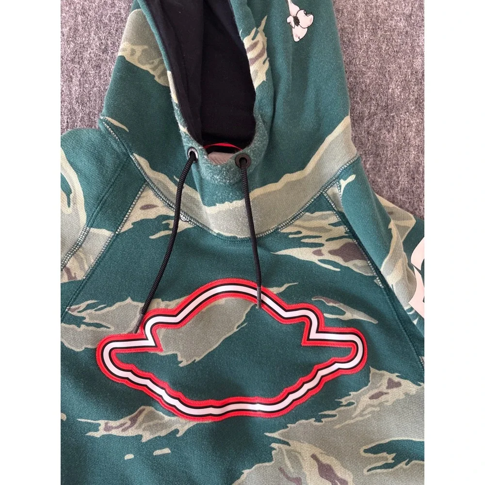 Jordan Flight Issued Mens XL‎ Green Tiger Stripe Camo Hoodie Jumpman Stars Patch